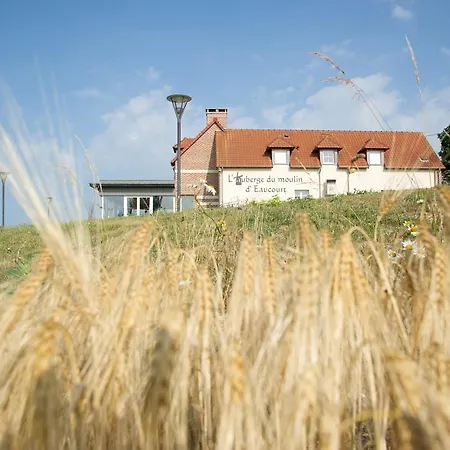 Du Moulin D'eaucourt Bed & Breakfast *